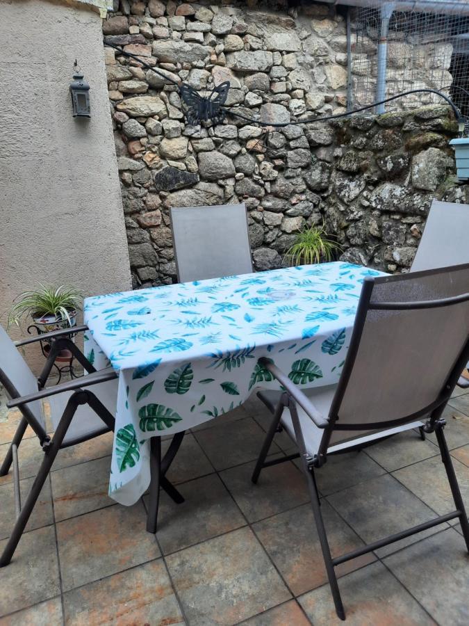 Casa De La Parra Villa Могарас Екстериор снимка